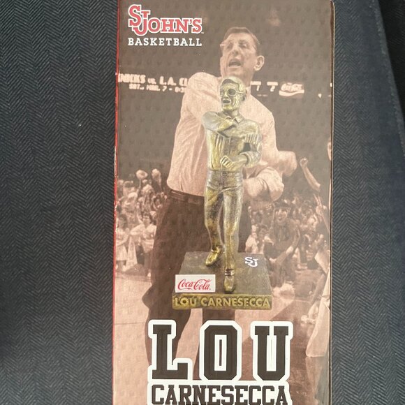 Lou Carnesecca (St. John's Basketball) Pack - Picture 1 of 4